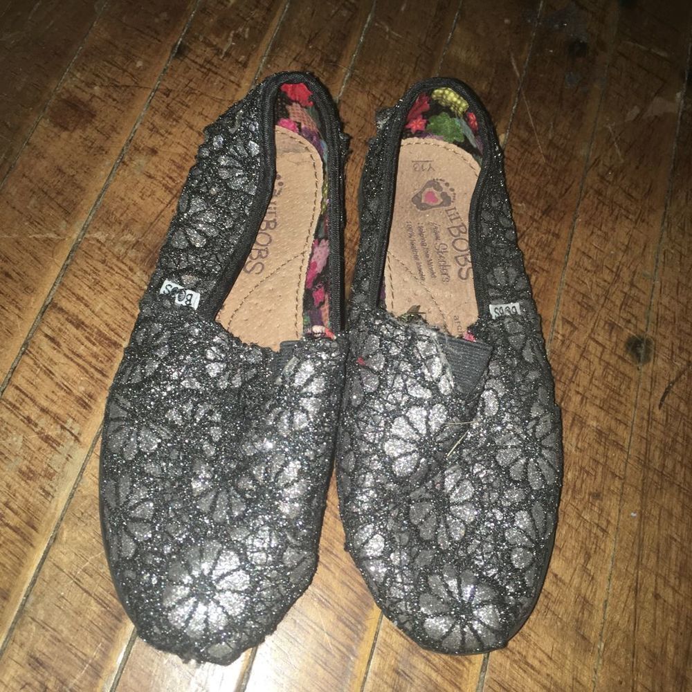Bobs memory foam black and silver embroidered slip on size Y13 shoes